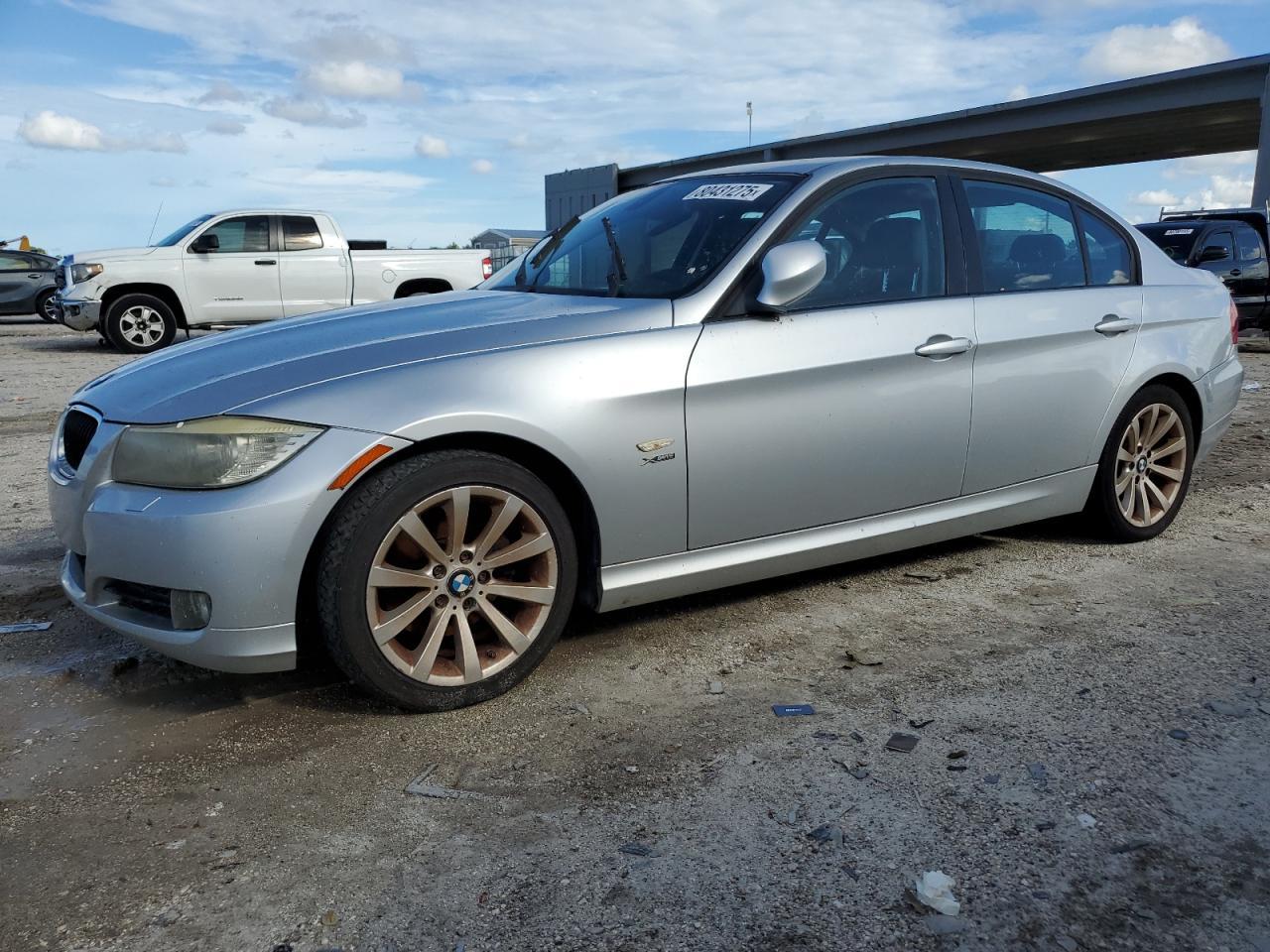 2011 BMW 3 SERIES