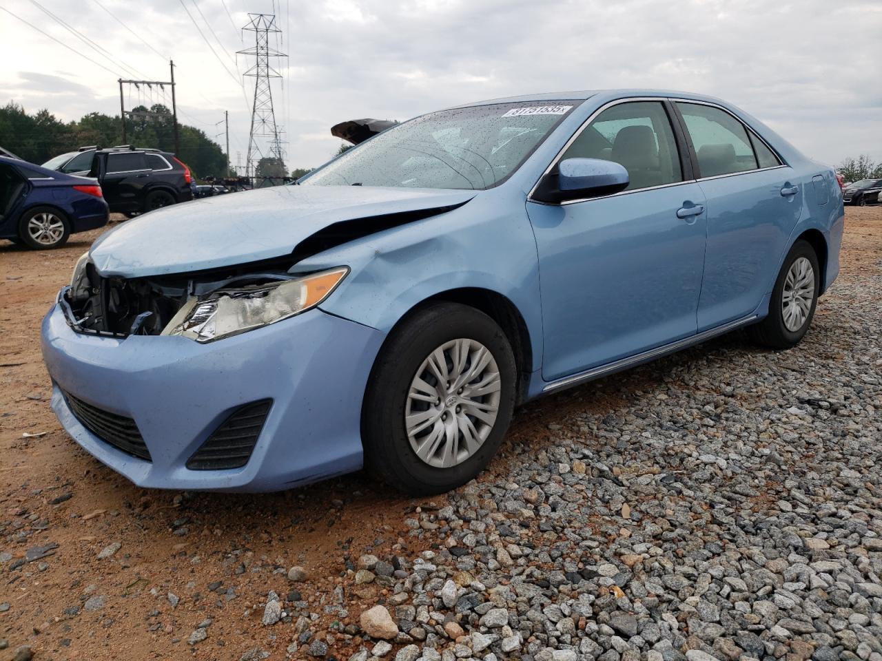 2013 TOYOTA CAMRY