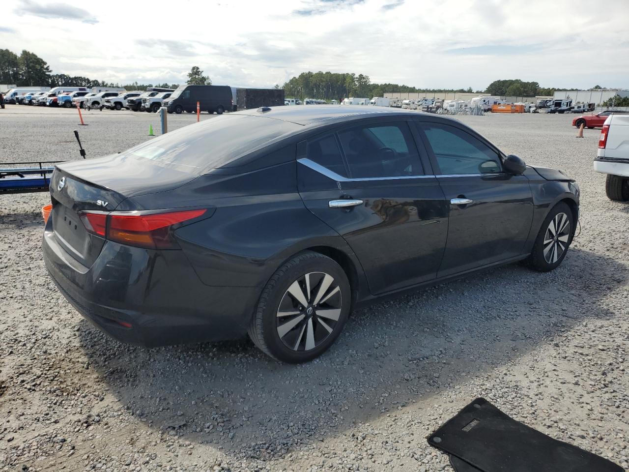 2022 NISSAN ALTIMA