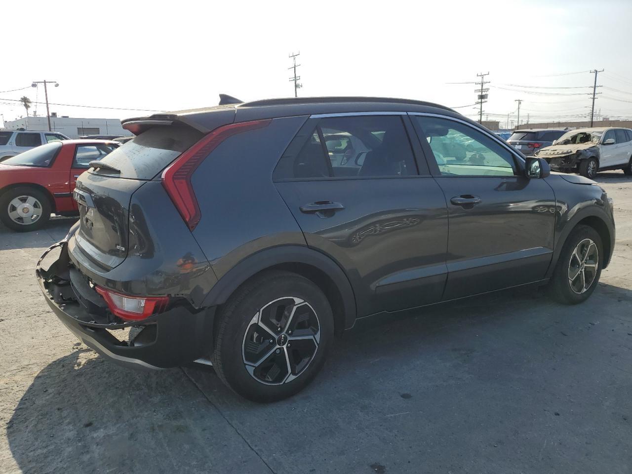 2025 KIA Niro