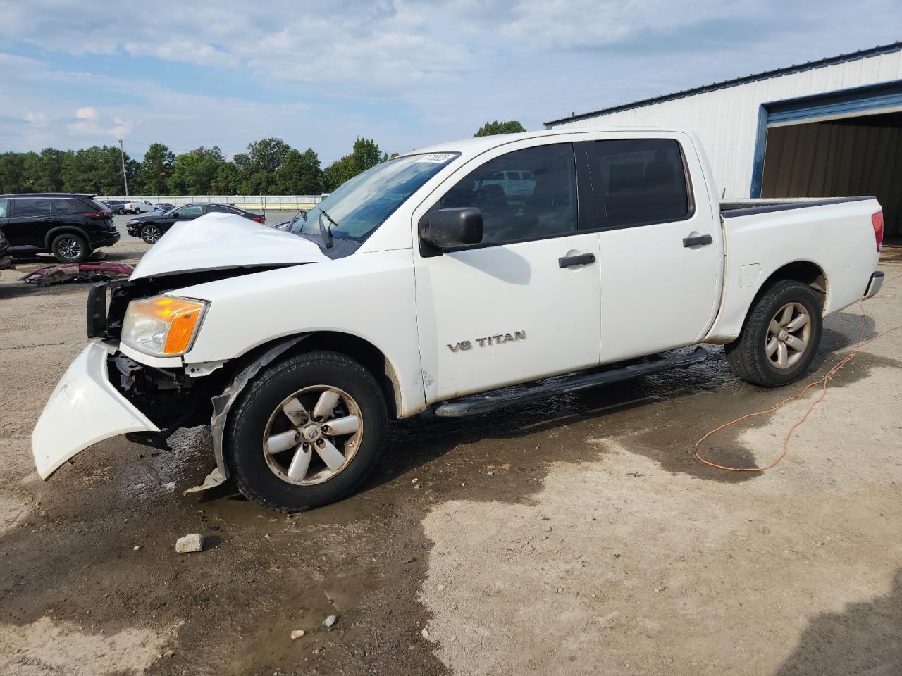 2012 NISSAN Titan