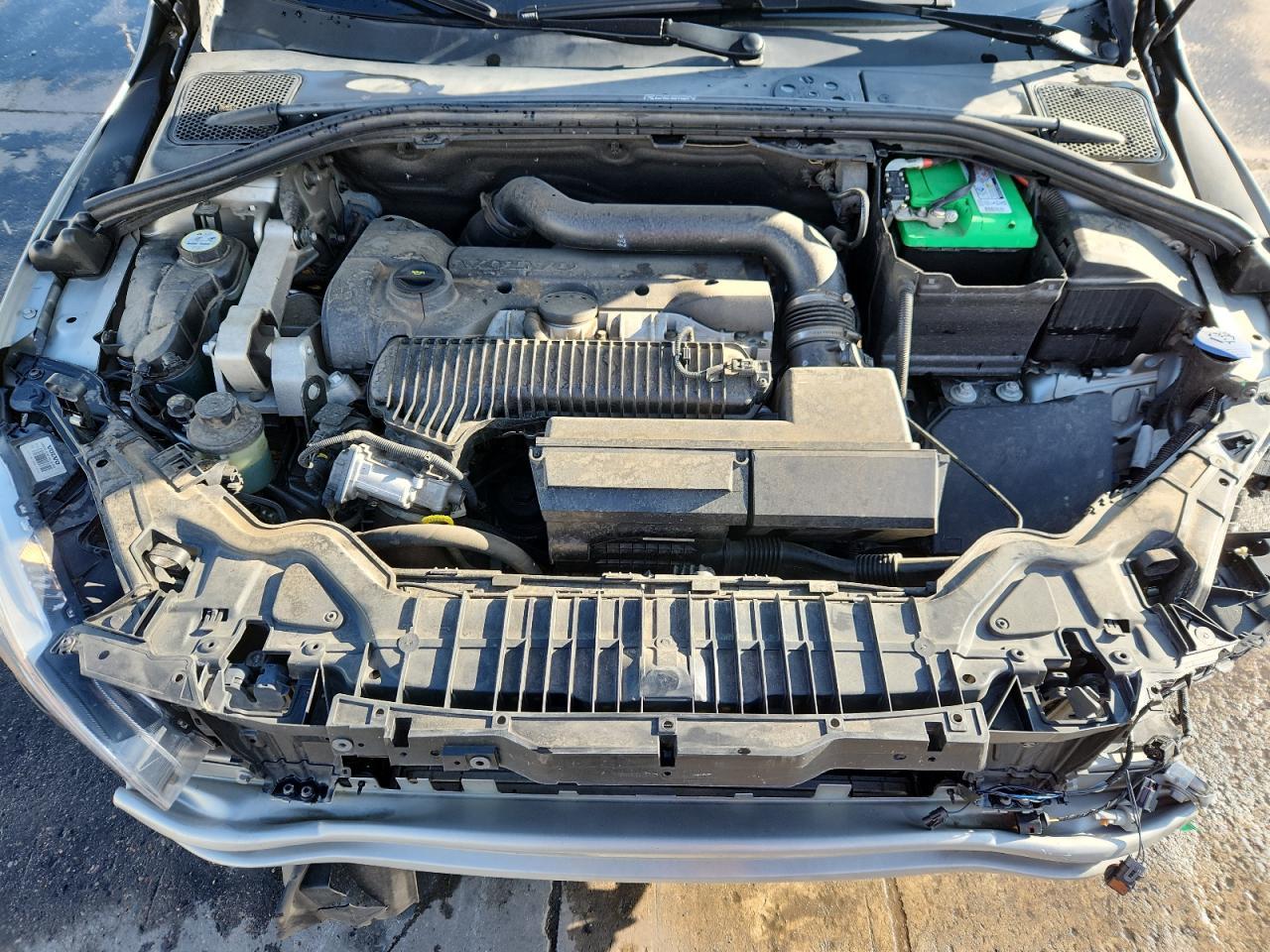 2015 VOLVO S60