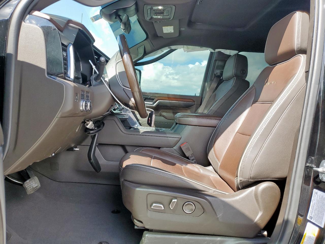 2024 GMC Sierra
