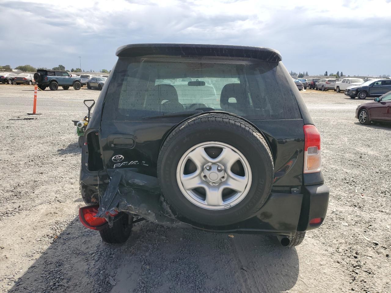 2002 TOYOTA RAV4