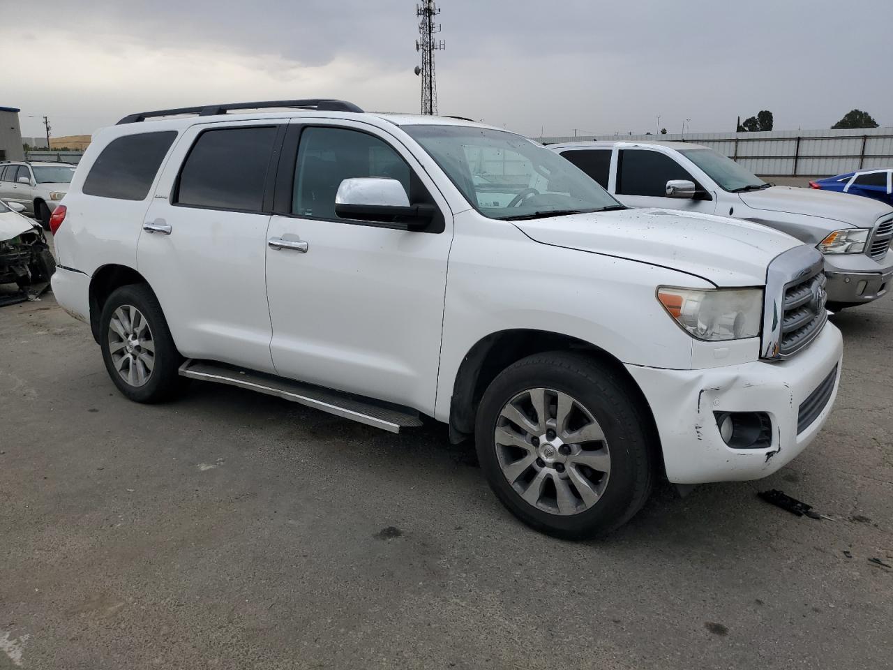 2012 TOYOTA Sequoia