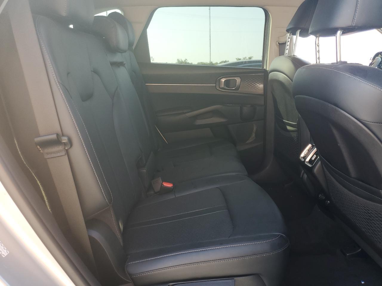 2021 KIA SORENTO