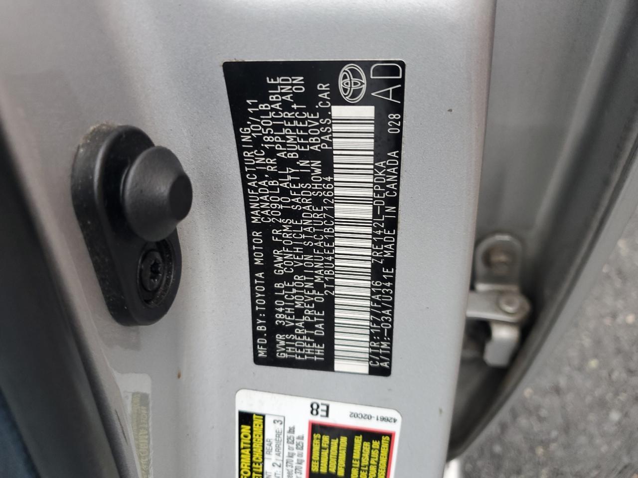 2011 TOYOTA COROLLA