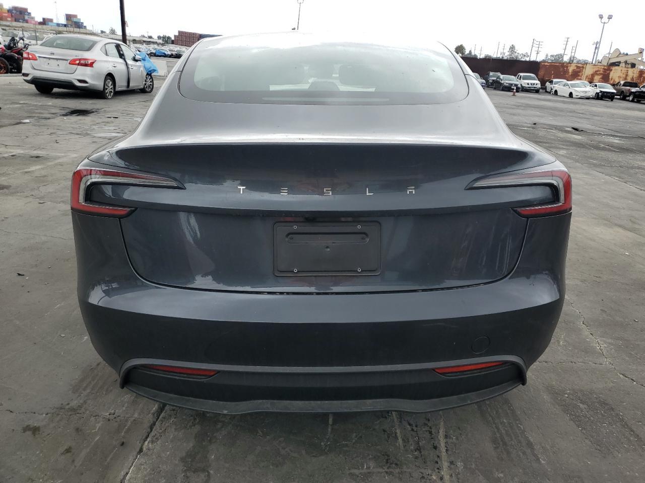 2025 TESLA MODEL 3
