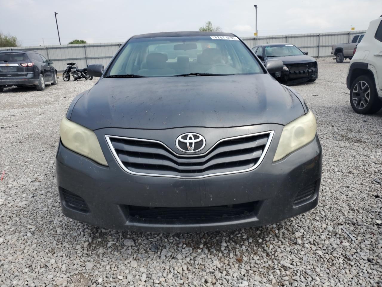 2011 TOYOTA CAMRY