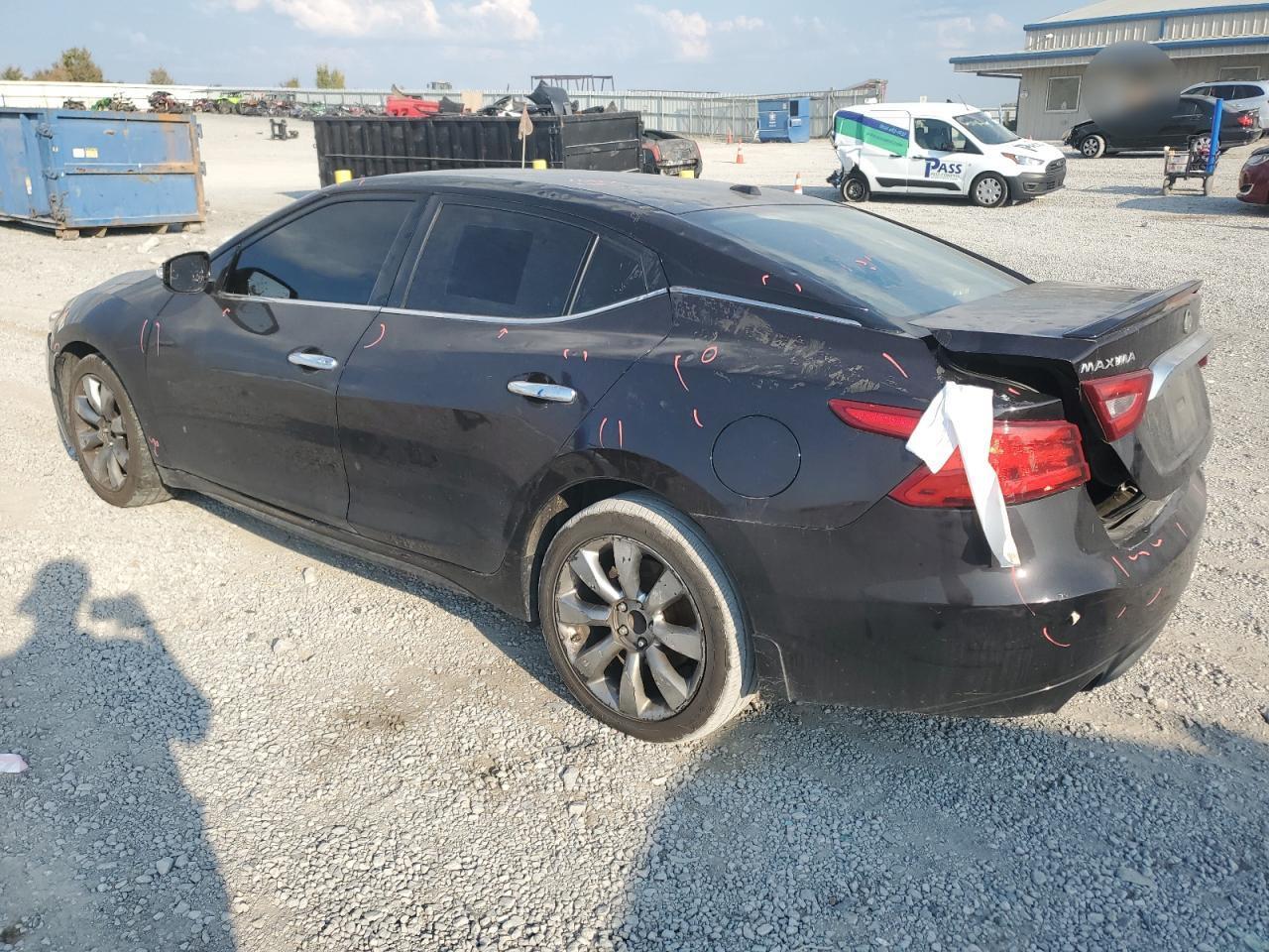 2016 NISSAN Maxima