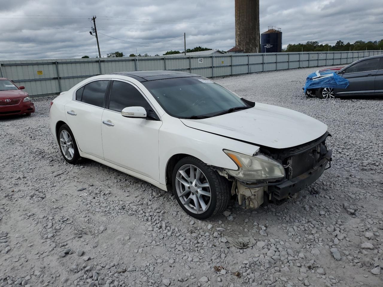 2009 NISSAN Maxima