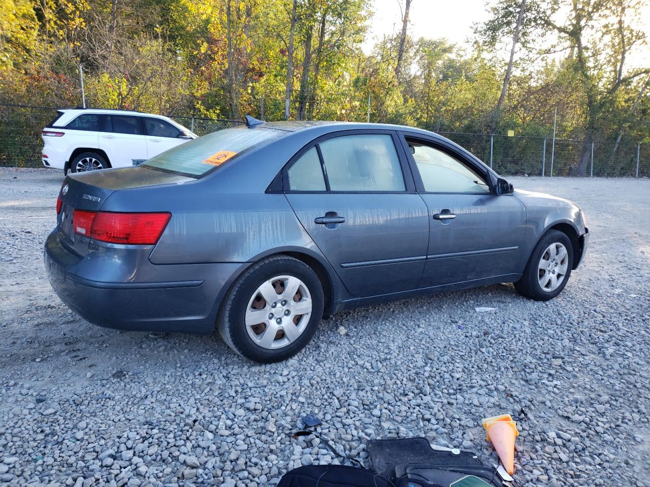 2010 HYUNDAI SONATA