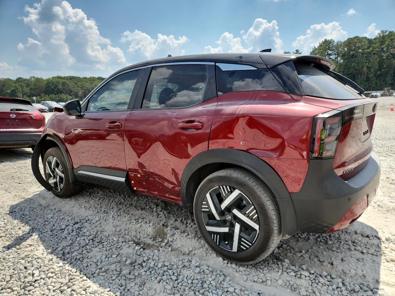 2025 NISSAN KICKS