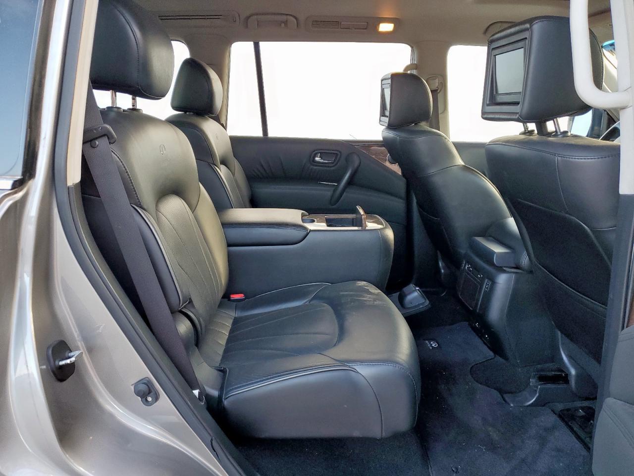 2011 INFINITI QX56