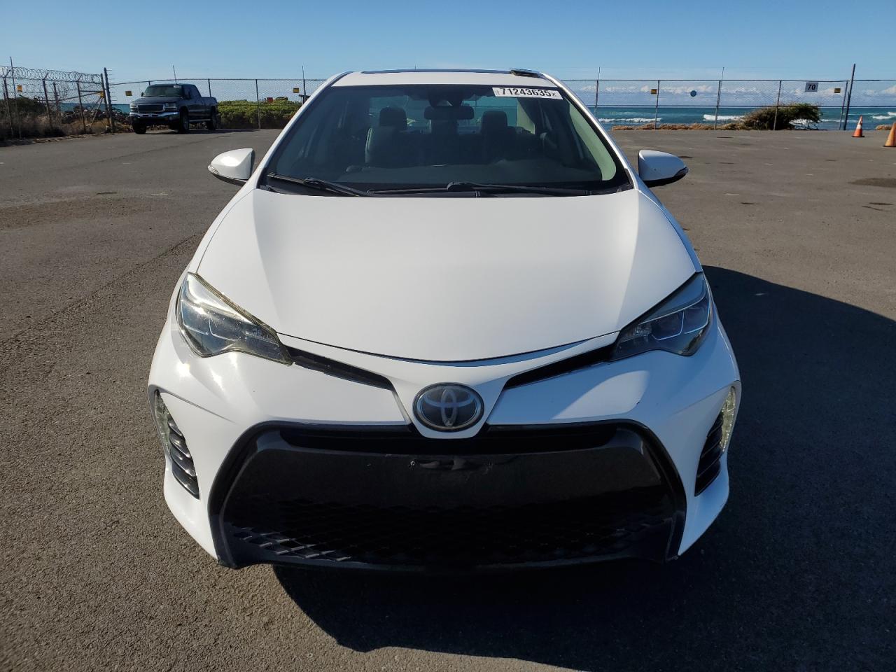 2017 TOYOTA COROLLA