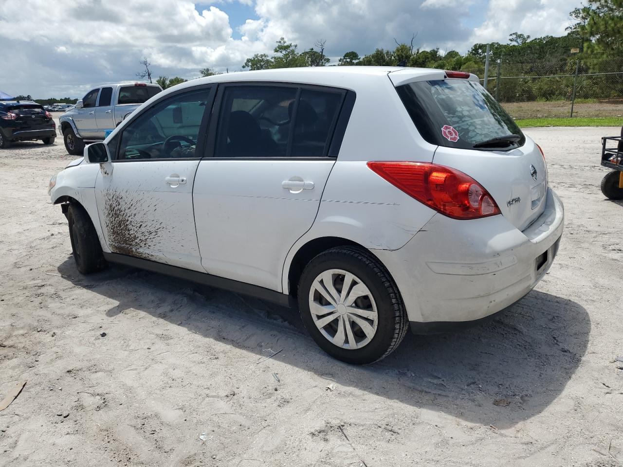 2012 NISSAN VERSA