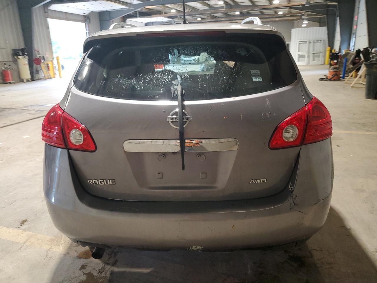 2015 NISSAN ROGUE