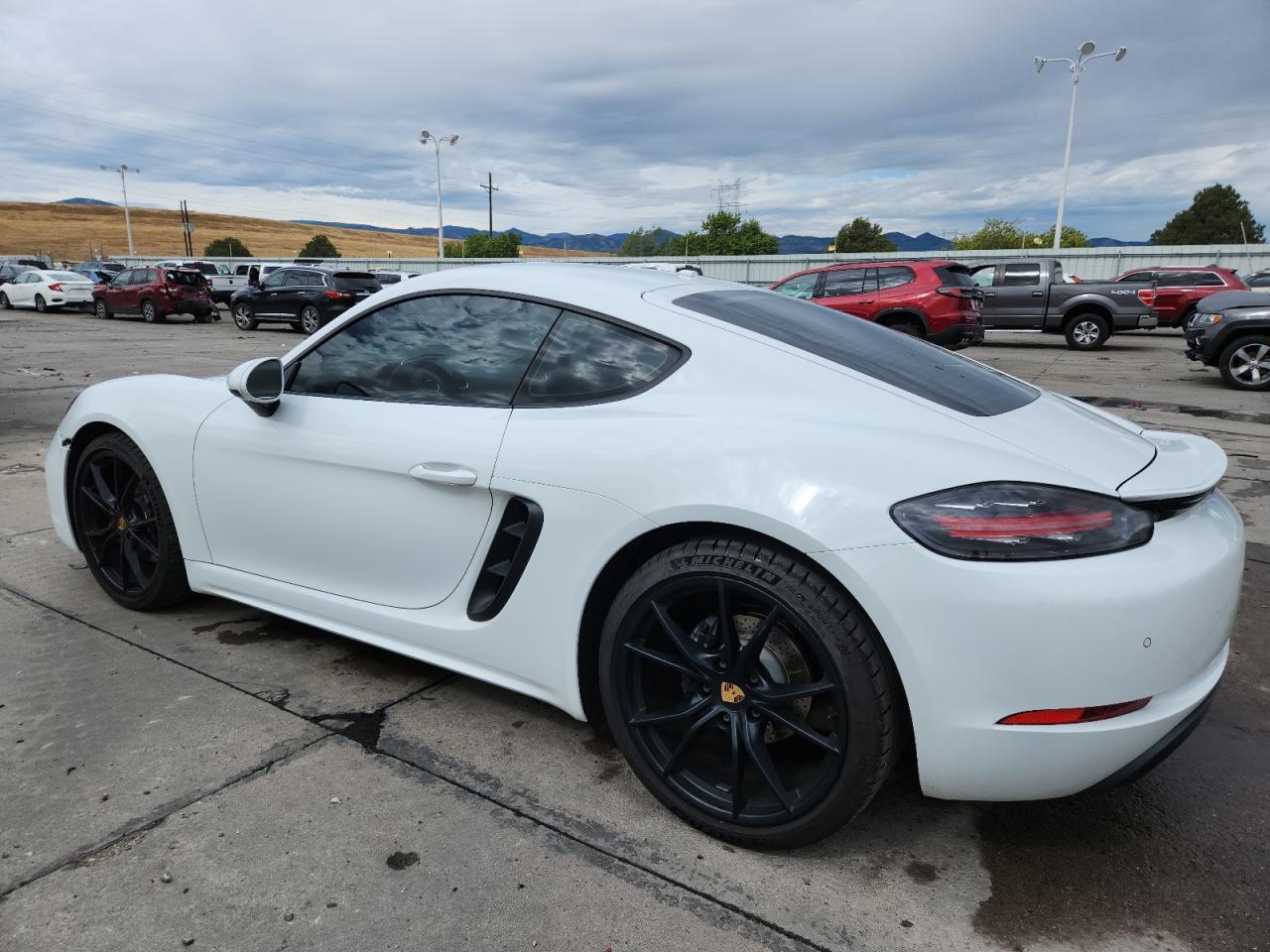 2019 PORSCHE Cayman