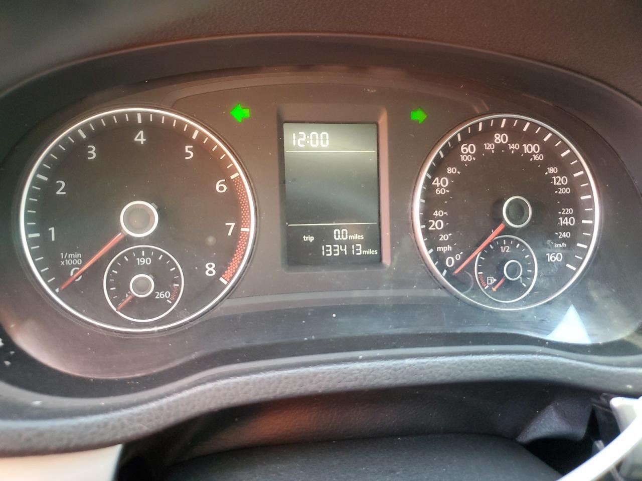2014 VOLKSWAGEN Passat