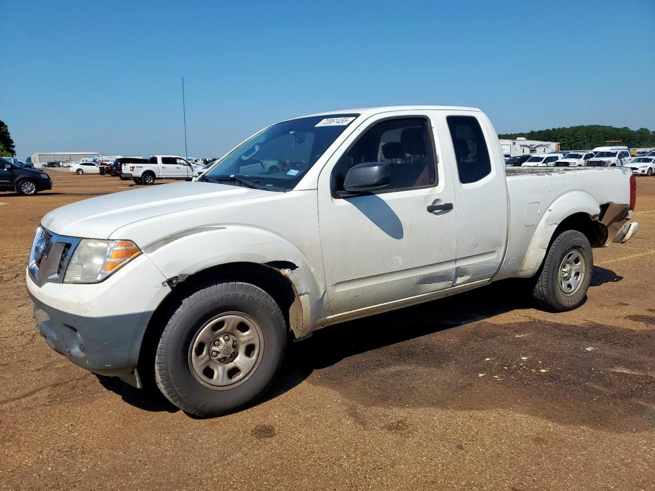2017 NISSAN Frontier