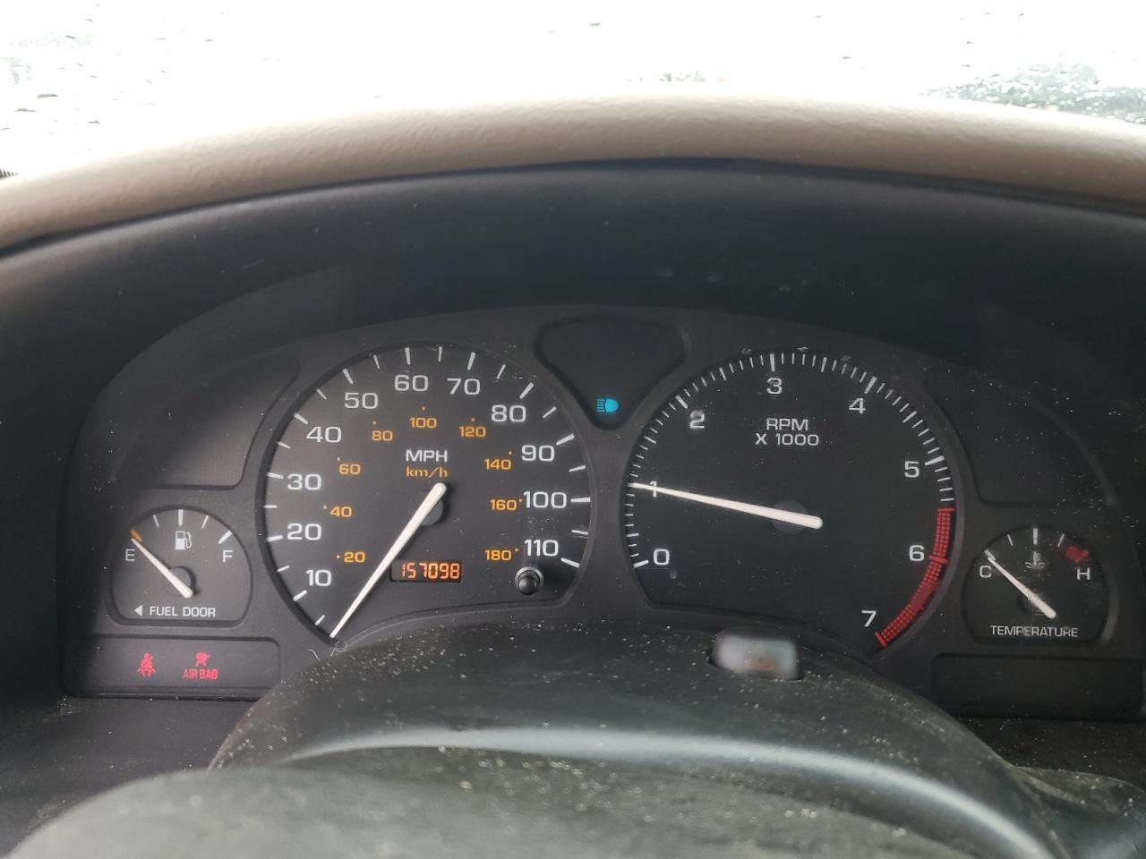 2000 SATURN Sl1