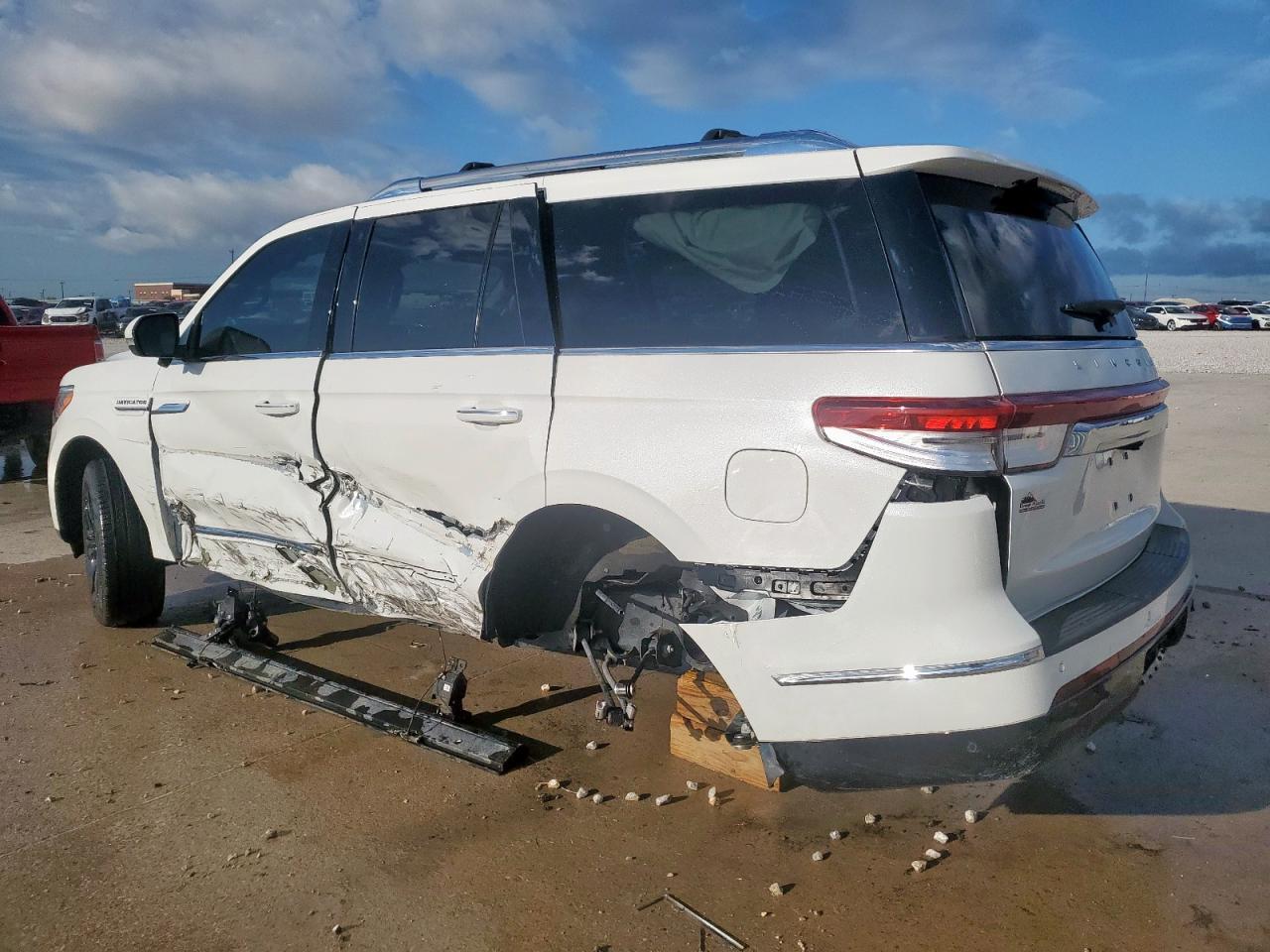 2024 LINCOLN Navigator