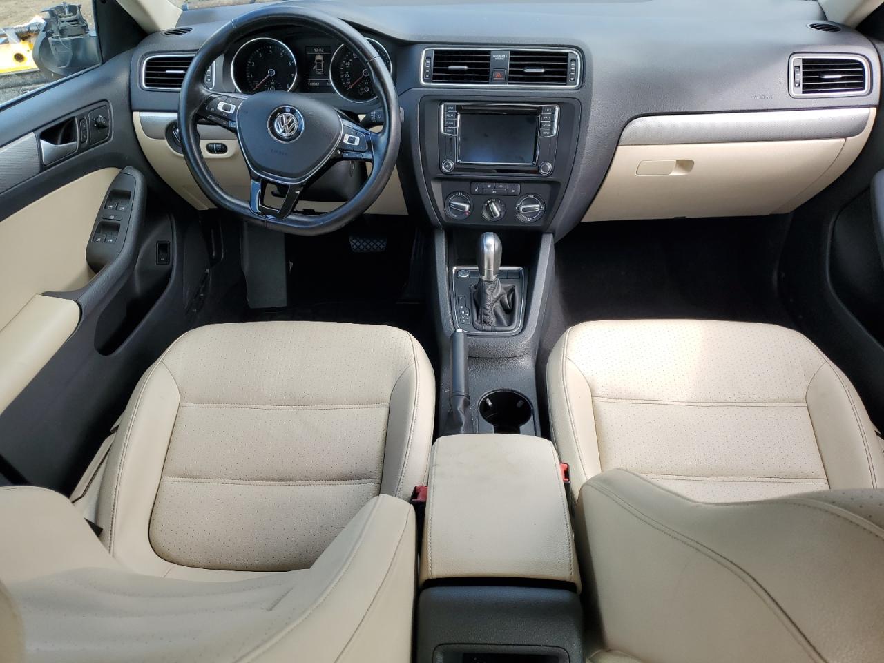 2017 VOLKSWAGEN JETTA