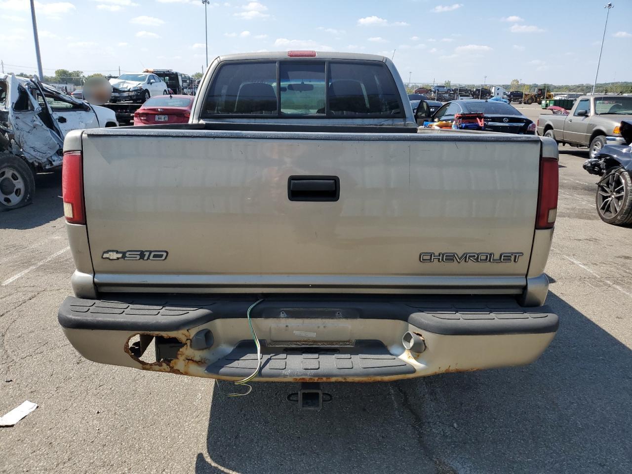 2003 CHEVROLET S10