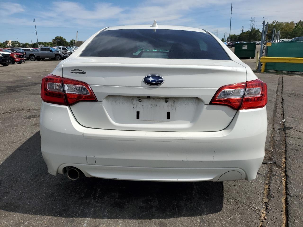 2016 SUBARU Legacy