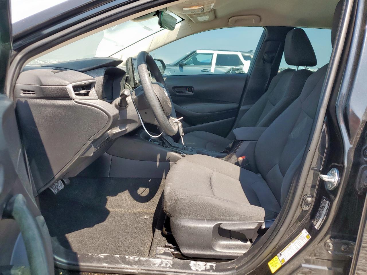 2022 TOYOTA COROLLA