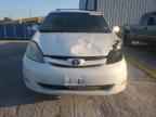 2010 TOYOTA SIENNA