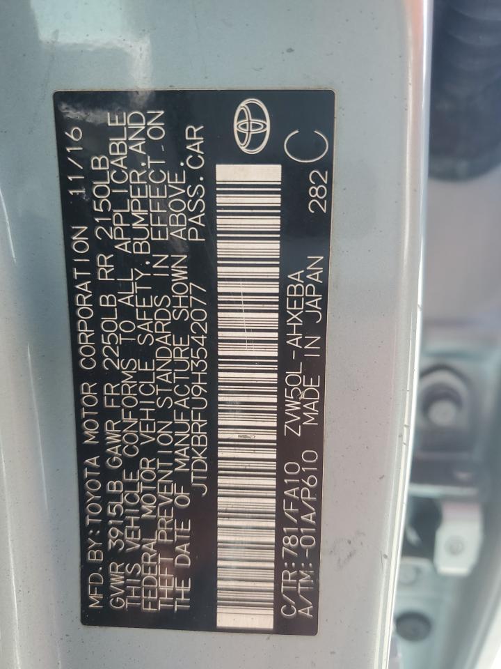 2017 TOYOTA PRIUS