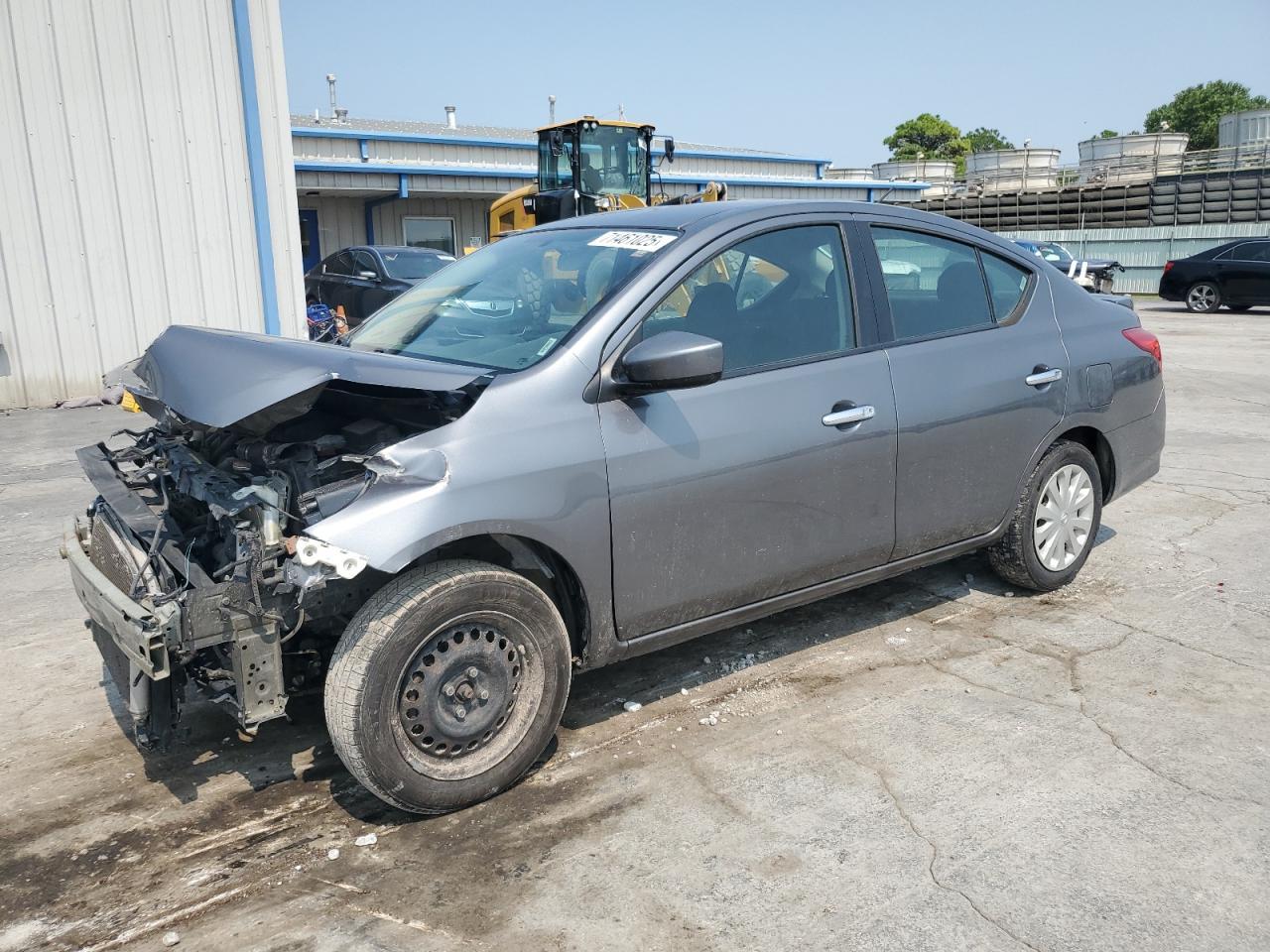 2016 NISSAN VERSA