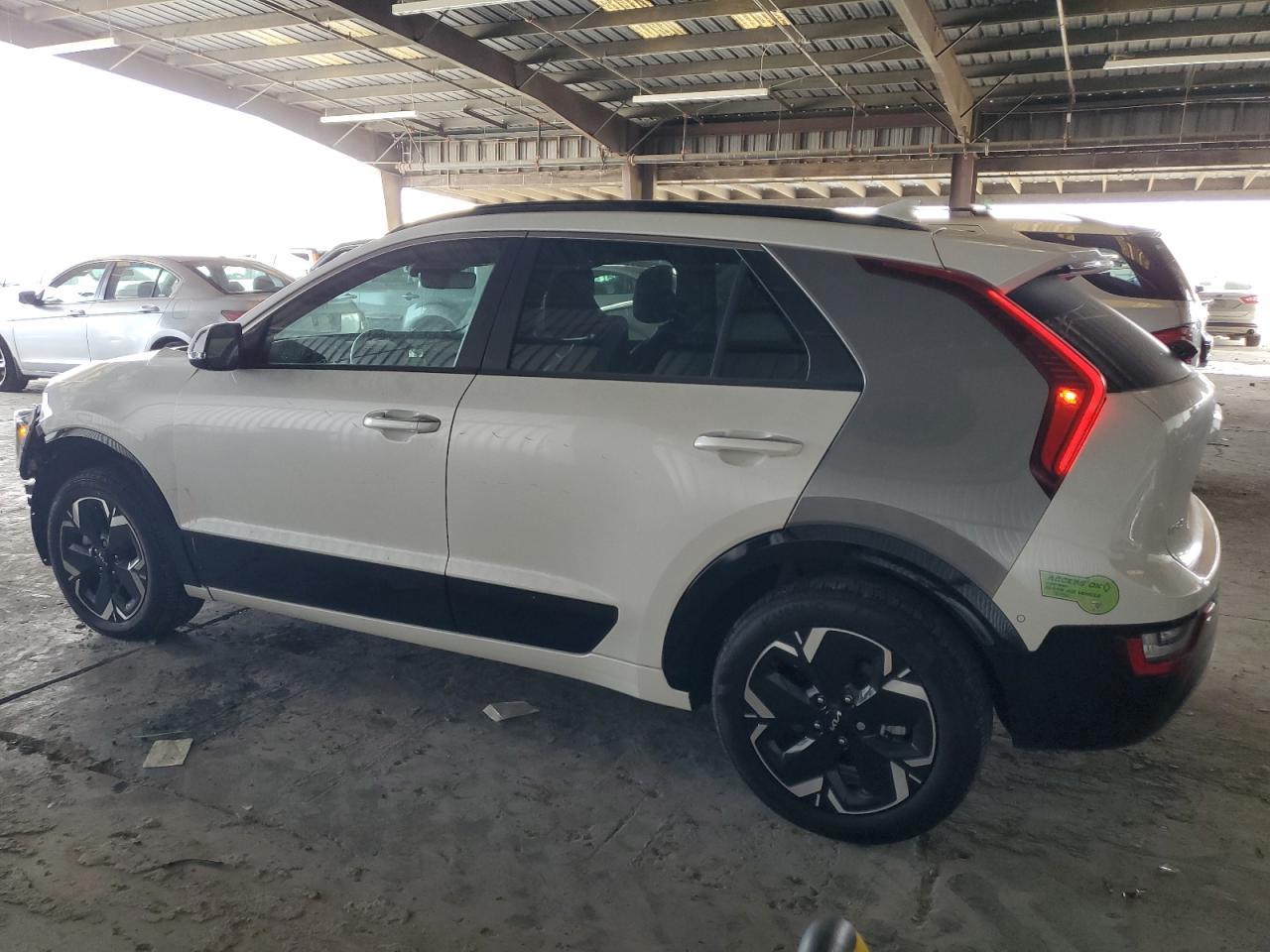 2023 KIA Niro