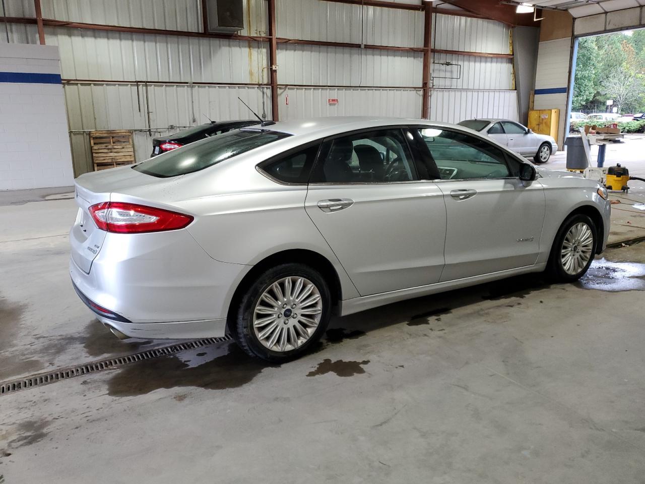 2013 FORD FUSION