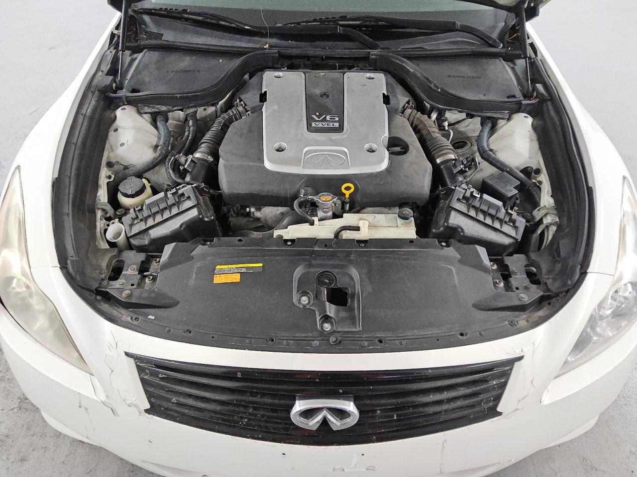 2011 INFINITI G37
