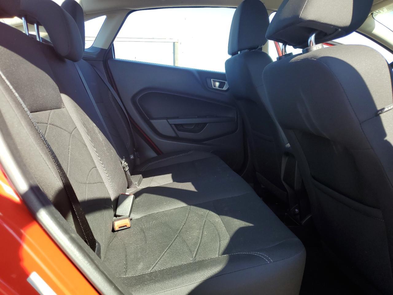 2015 FORD Fiesta