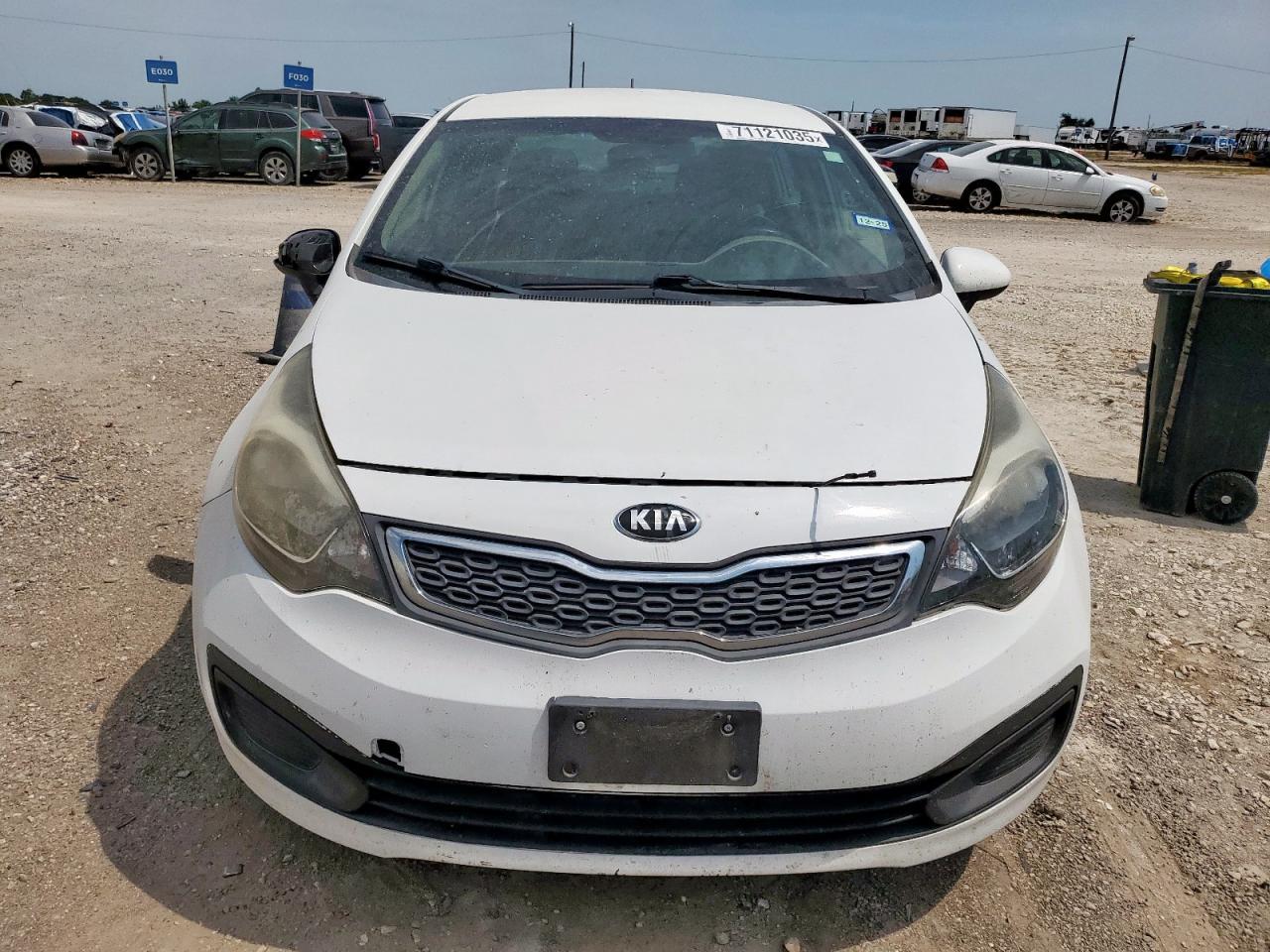 2014 KIA RIO