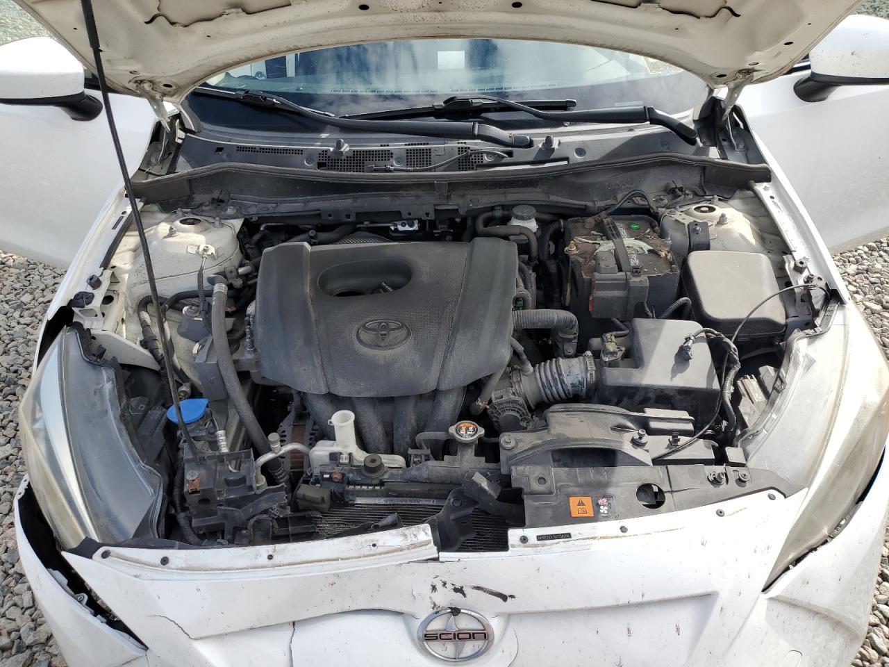 2016 TOYOTA SCION