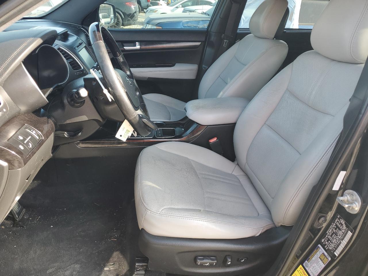 2014 KIA SORENTO