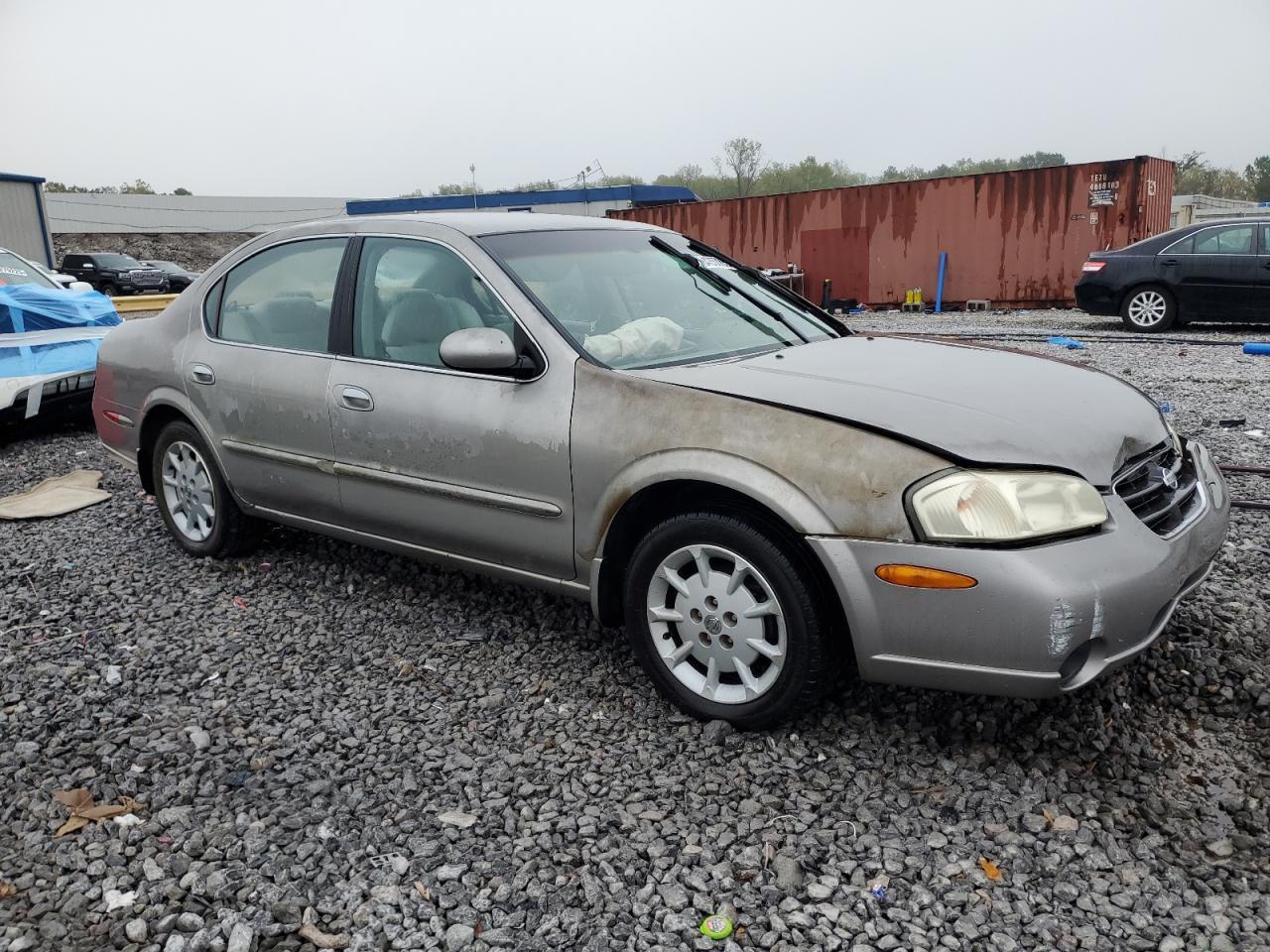 2001 NISSAN Maxima