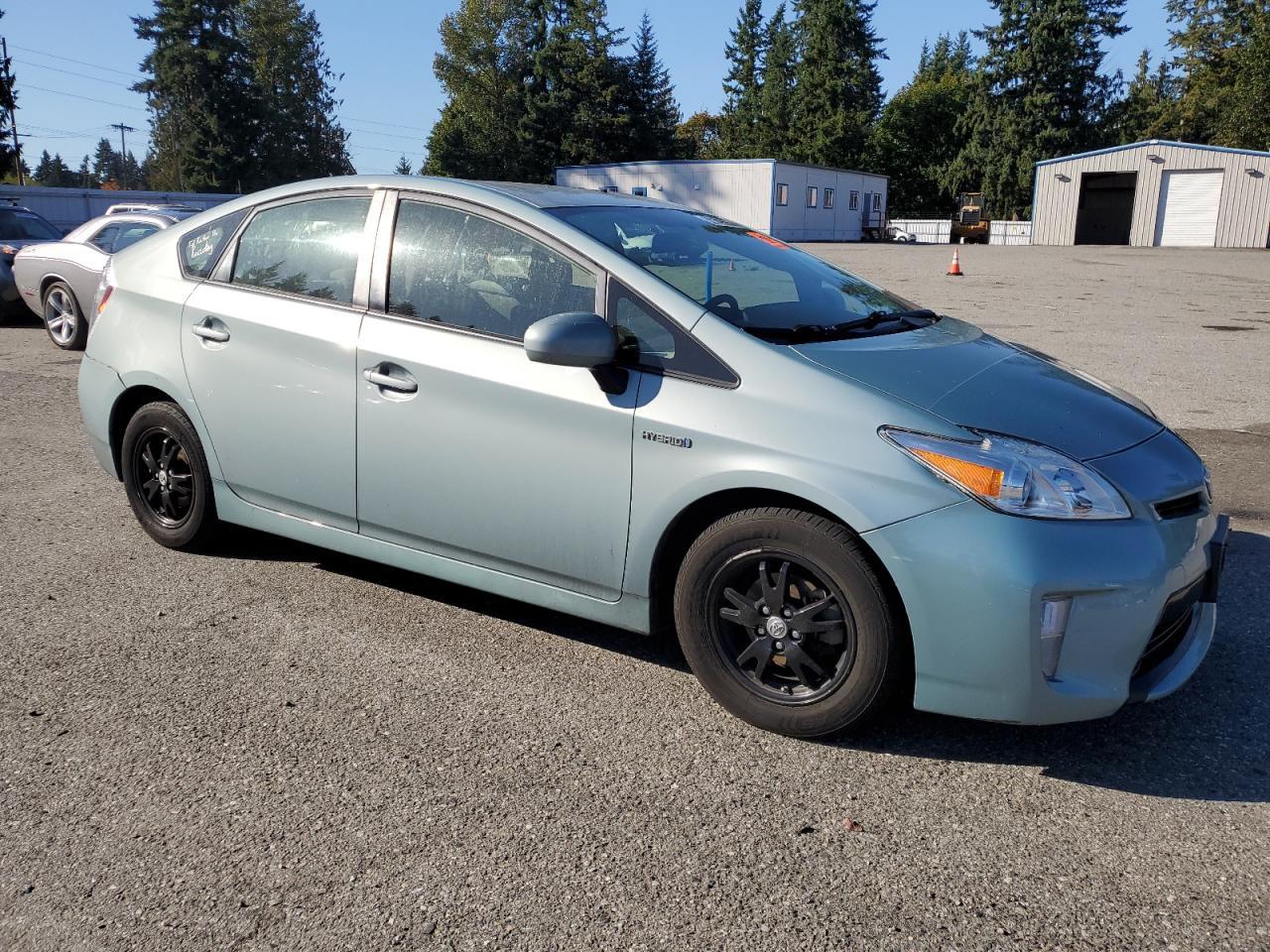 2013 TOYOTA PRIUS