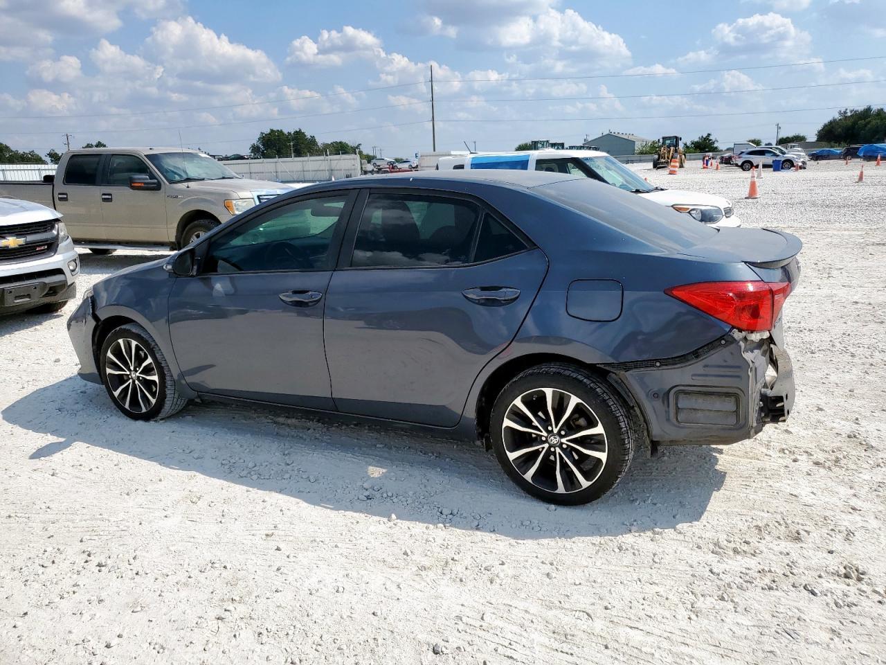 2018 TOYOTA COROLLA