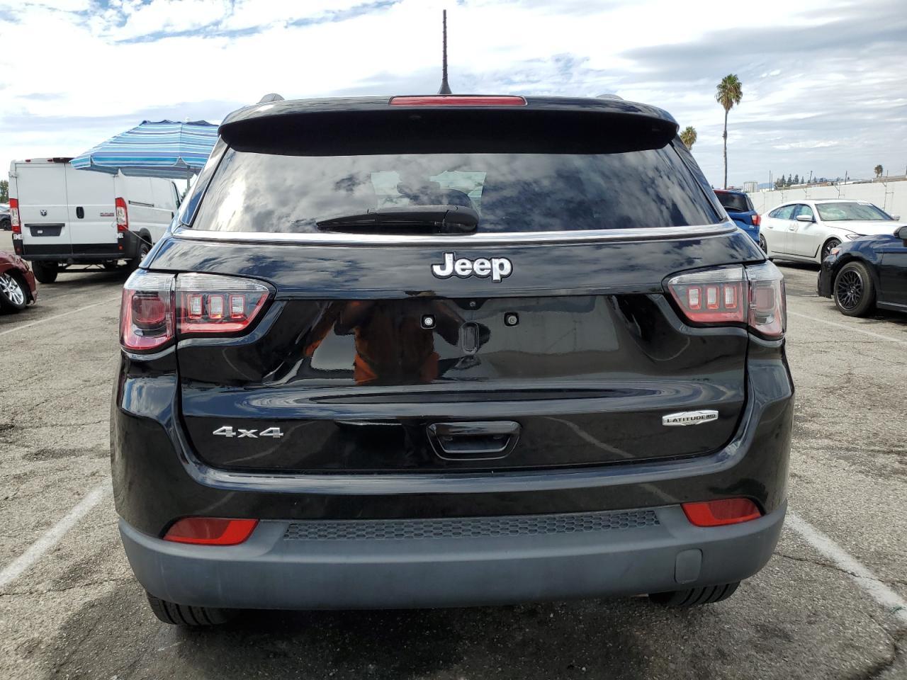 2022 JEEP Compass