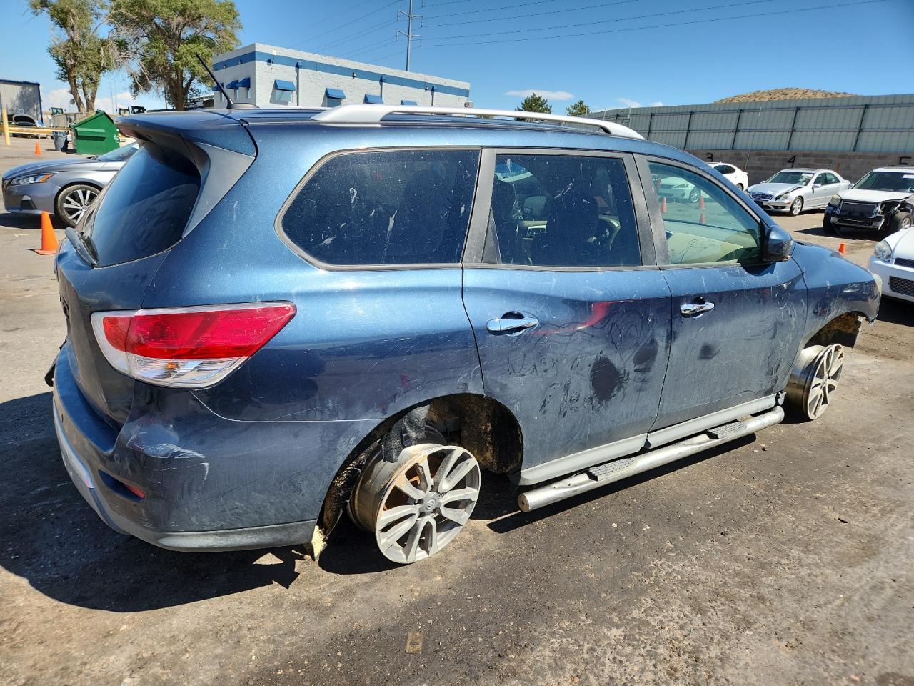 2014 NISSAN PATHFINDER