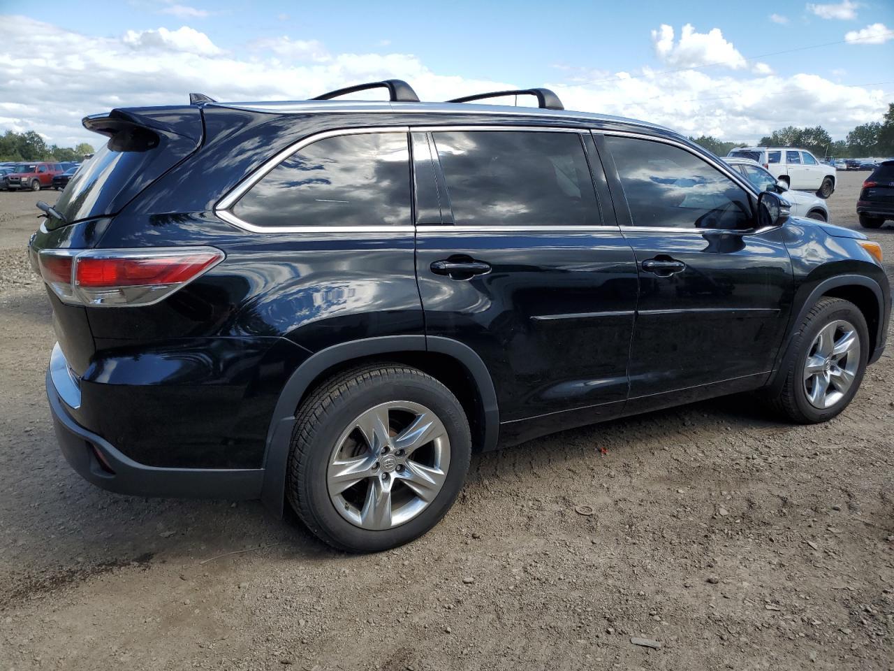 2015 TOYOTA HIGHLANDER