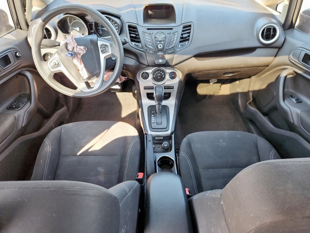 2017 FORD Fiesta