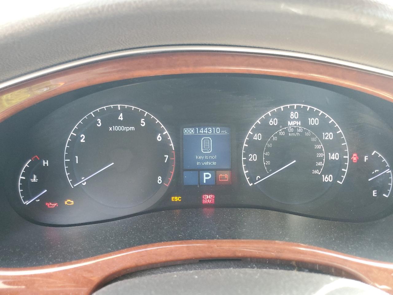 2012 HYUNDAI GENESIS