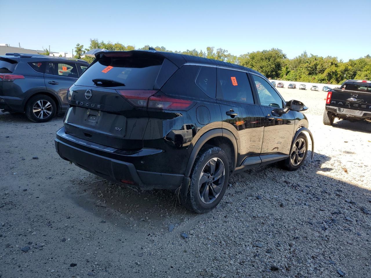 2024 NISSAN ROGUE