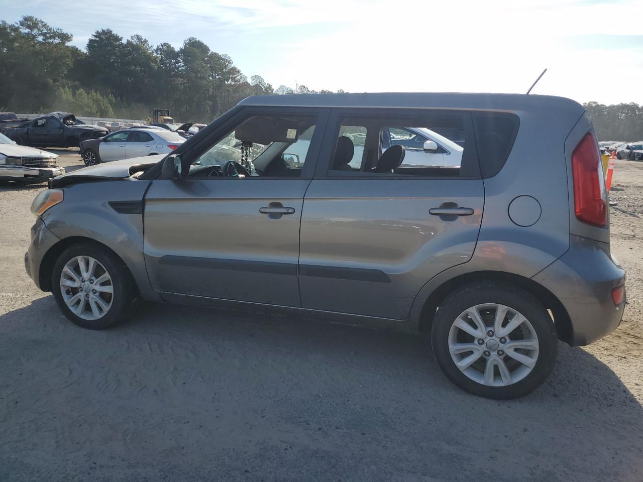 2013 KIA SOUL